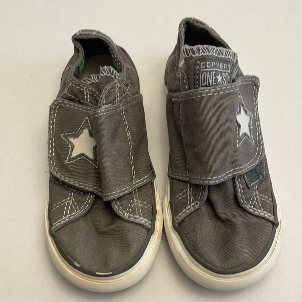 Converse One Star velcro tennis shoes